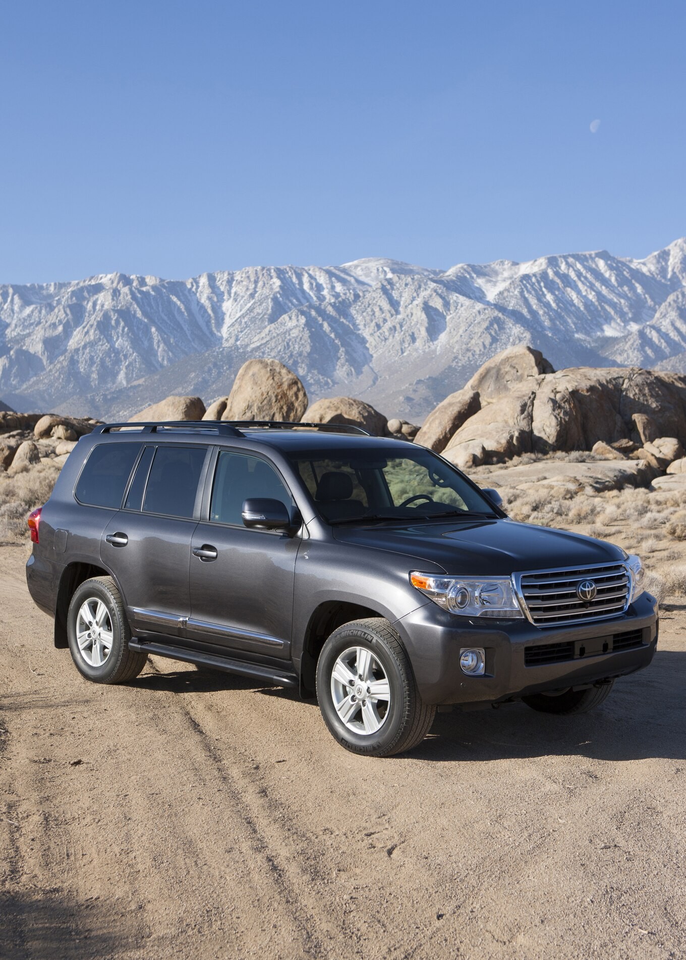 2015 TOYOTA LAND CRUISER